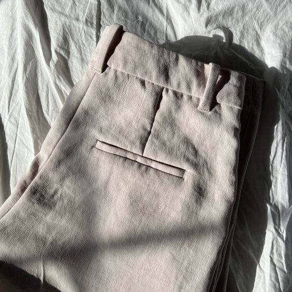 Aritzia effortless pants size 4 Regular Length - Picture 4 of 11